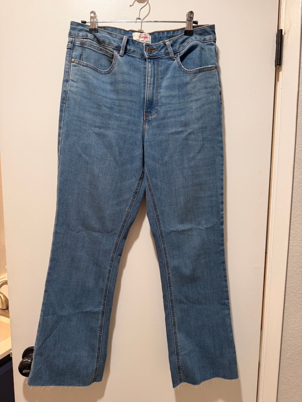 Wrangler Denim Jeans in Blue with Raw Hem